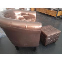 Fauteuil met hocker