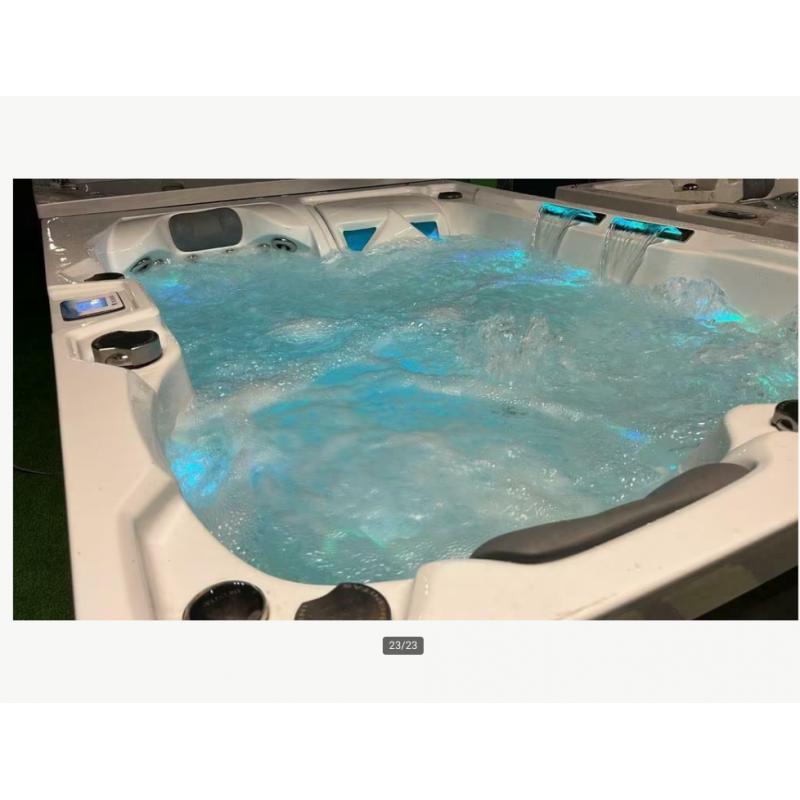 41 NIEUWE SPAS/JACUZZI BINNENGEKOMEN! EXTREEM LAGE PRIJZEN